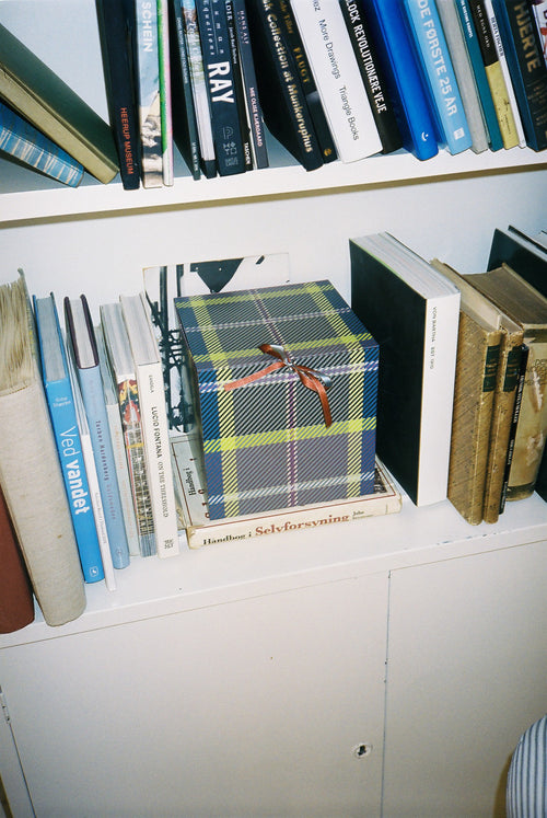 Big Box, Tartan Lilac