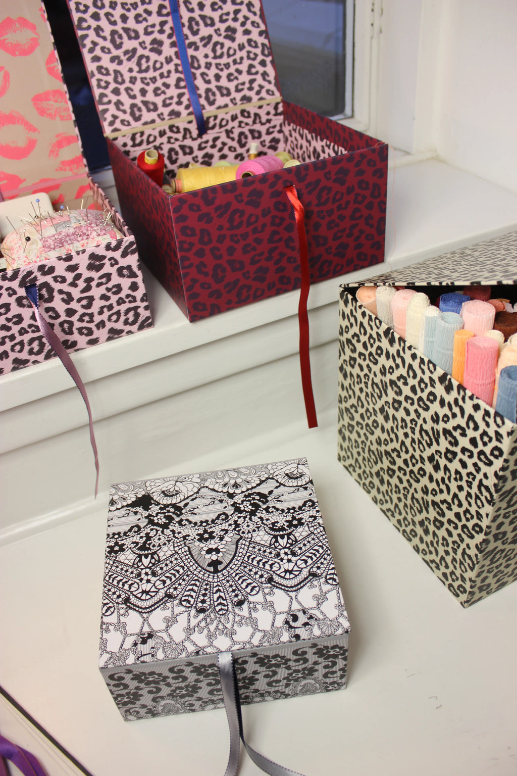 Small Box, Lace Black